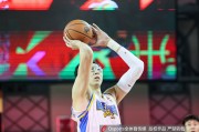 星空体育官方网站-直接对位！周琦半场7分5板1助1帽VS王哲林10分10板2助&amp;6前场板